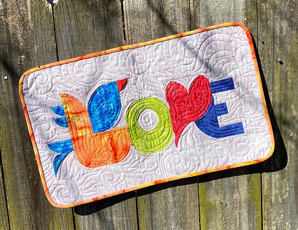 Quilt-Mojis by Southwind Designs