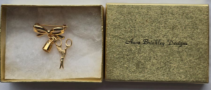 Anne Brinkley Designs - Bow Brooch with Charms
