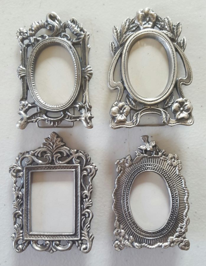Cameo Frames - Set of 4