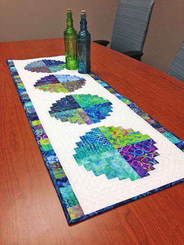 Roundabout Table Runner Pattern - Cut Loose Press