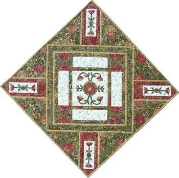 Che Bella Table Topper and Wallhanging Pattern - Pieceful Designs