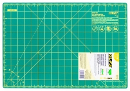 Olfa Rotary Cutting Mat - 12" x 18" (30cm x 45cm)