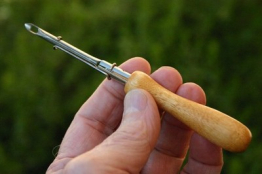 Susan Bates #6 Punch Needle