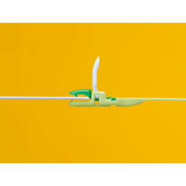 Clip 'n Glide Bodkin by Clover