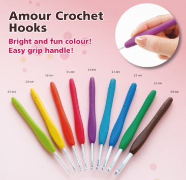 Amour Crochet Hook Set by Clover