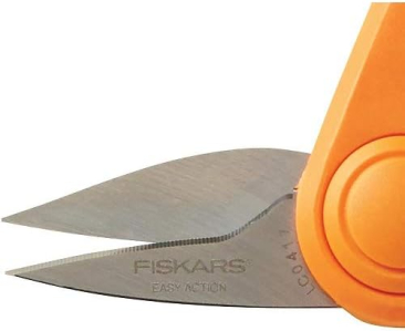 Fiskars ® Easy Action Rag Quilt Snip 8" 9060