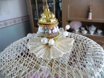 Clever & Crafty - Trash 2 Treasure by Jenny Haskins Designs