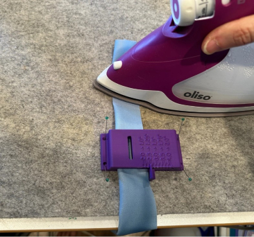 Adjustable 3rd Hand Binding Folder by Purple Hobbies