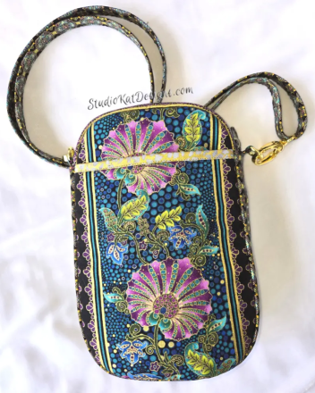 The Cignet Phone Pal - Studio Kat Designs