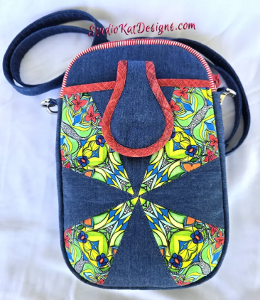 The Cignet Phone Pal - Studio Kat Designs