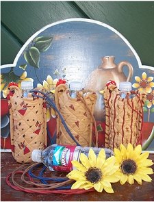 OP-38 Kitchen Chicken Water Bottle Holder